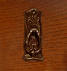 HH1408AB Brass 'Art Nouveau' Handle in 'Antique Brass' finish.